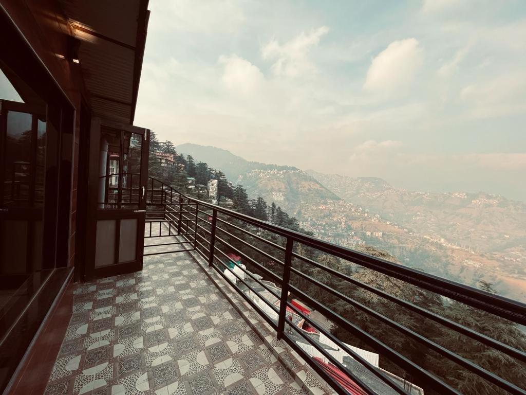 Ambrosia Grand Bed and Breakfast Shimla Eksteriør billede