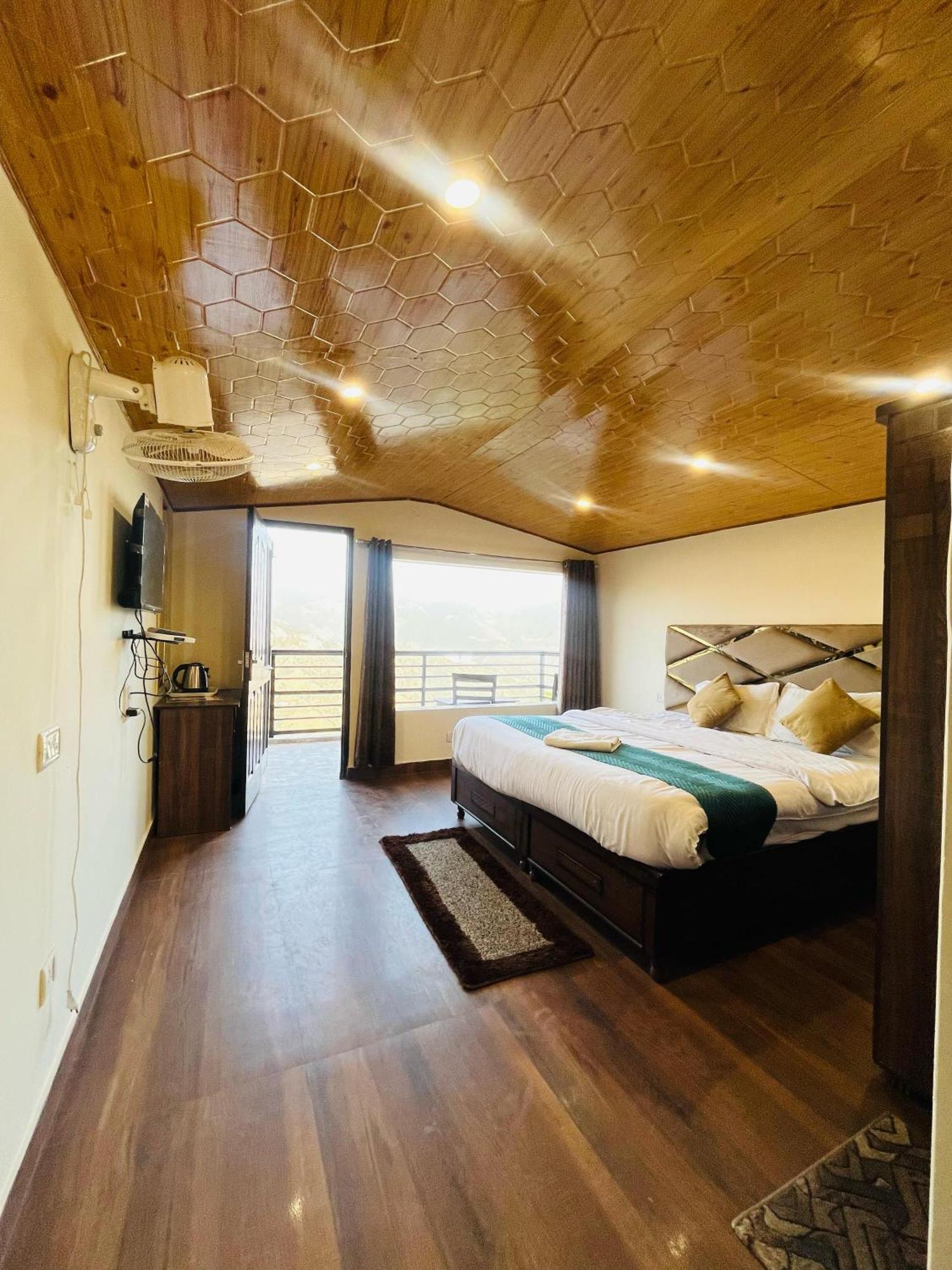 Ambrosia Grand Bed and Breakfast Shimla Eksteriør billede