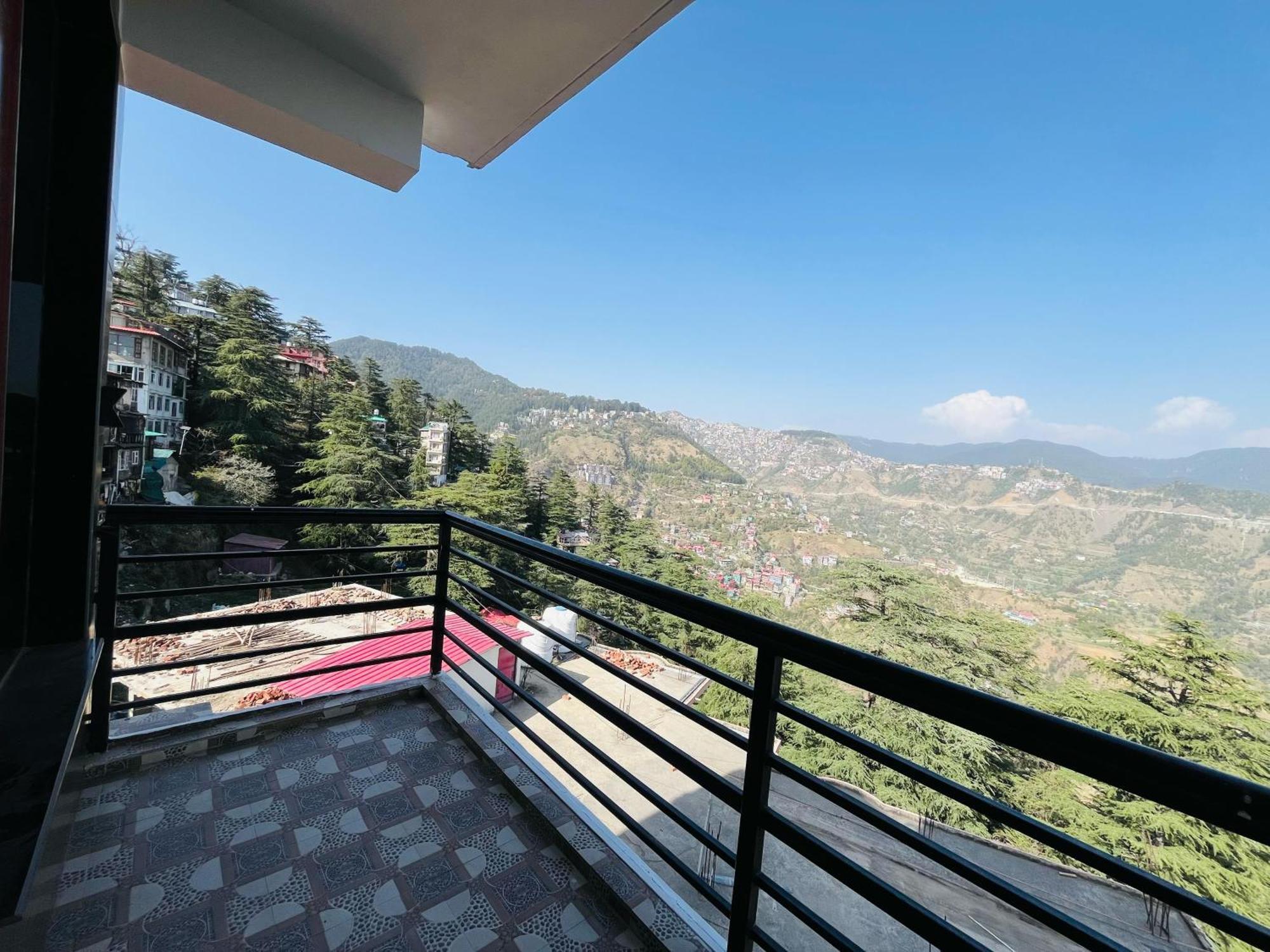 Ambrosia Grand Bed and Breakfast Shimla Eksteriør billede